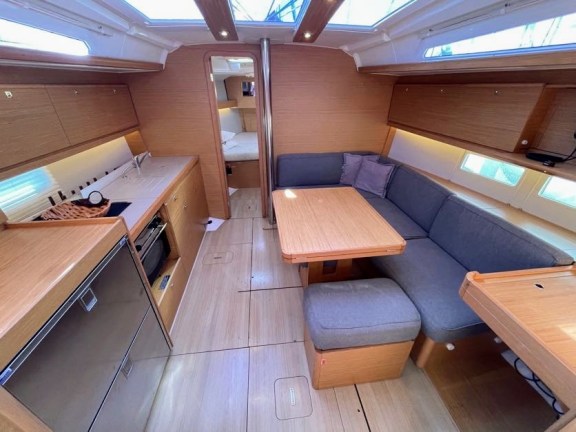 Image of Gin Fizz yacht #7