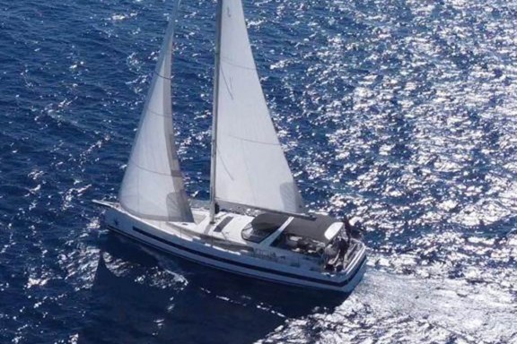 Image of Thora Helen yacht #20