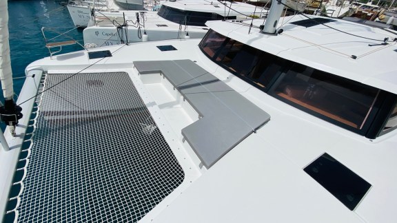 Image of Capella 1 yacht #3