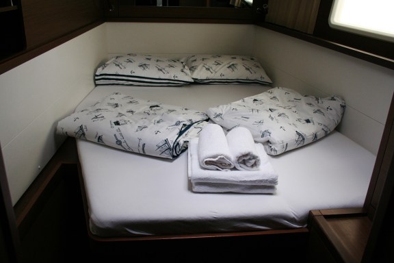 Image of Claudia III yacht #31