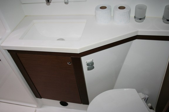 Image of Claudia III yacht #35