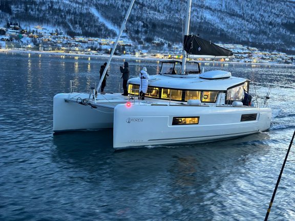 Image of Arctic Charm yacht #5