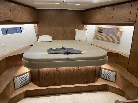 Image of Aquila yacht #12