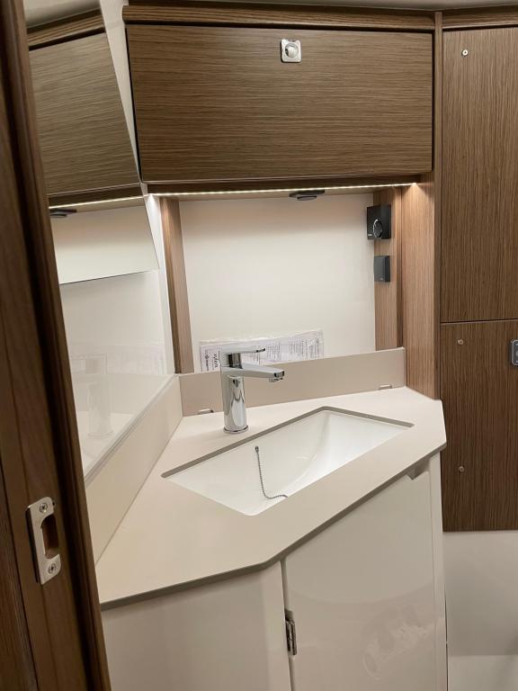 Image of Aquila yacht #17