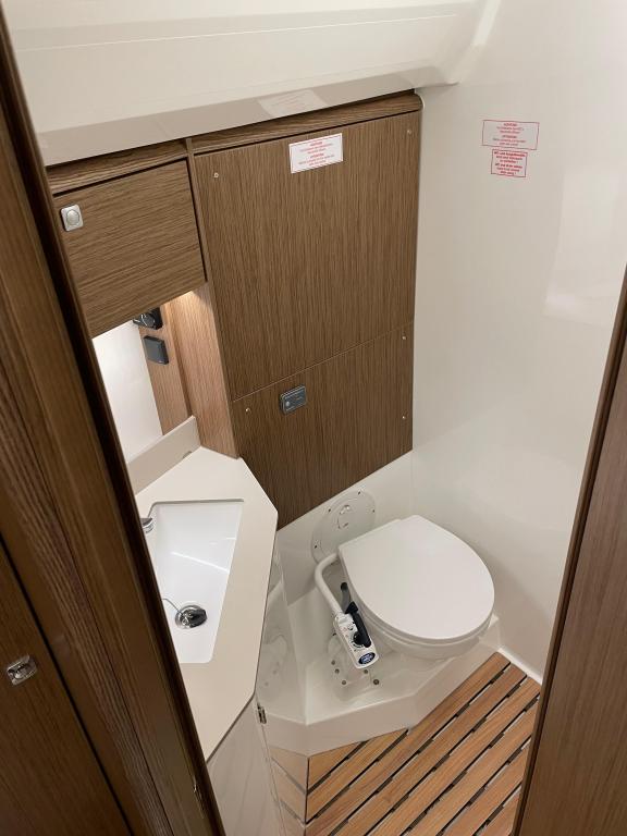 Image of Aquila yacht #18