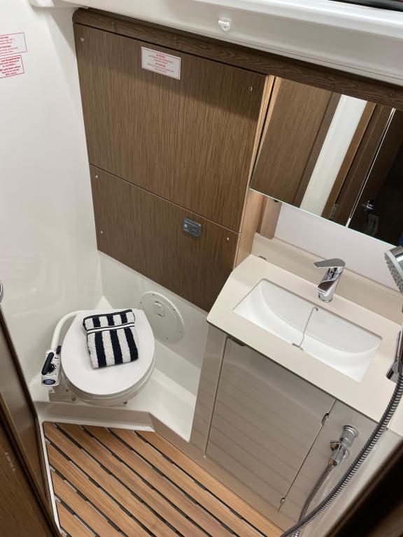 Image of Aquila yacht #19