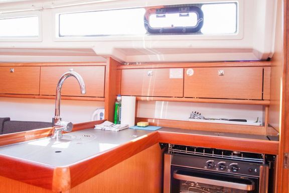 Image of Take Five yacht #13