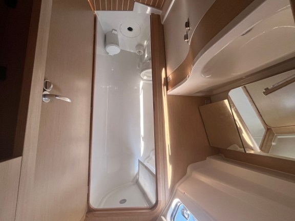 Image of Mrs. Gump yacht #13