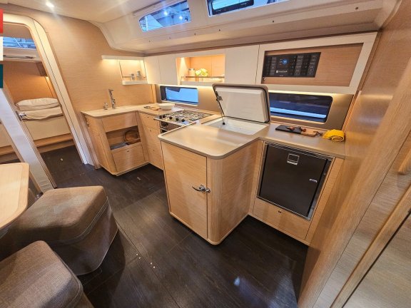 Image of Virtuoso yacht #27