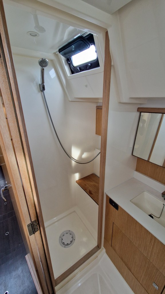 Image of Lush Life yacht #19