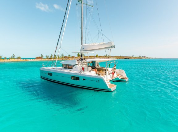 Image of Golden Bride yacht #8