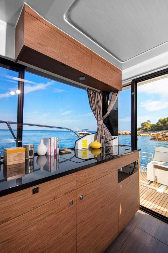 Image of Sea King yacht #6