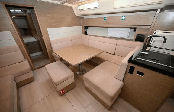 Image of FoxTrot yacht #7