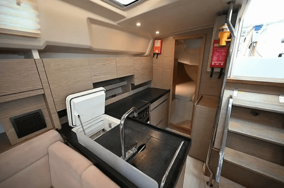 Image of FoxTrot yacht #6