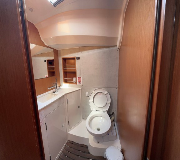 Image of Silver VII yacht #9