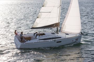 Image of DNA yacht #3