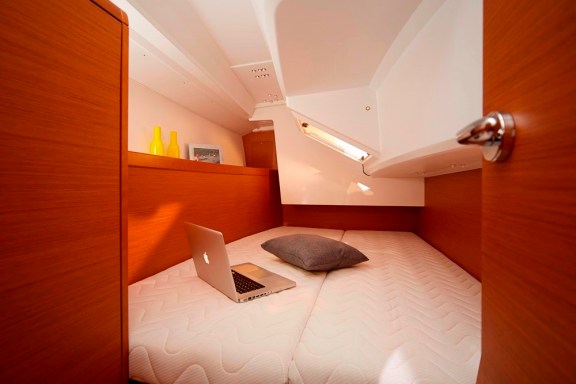 Image of DNA yacht #8