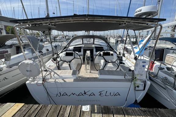 Image of Namaka Elua yacht #4