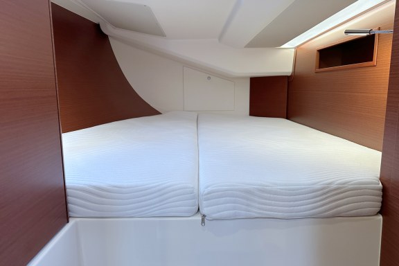 Image of Namaka Elua yacht #18