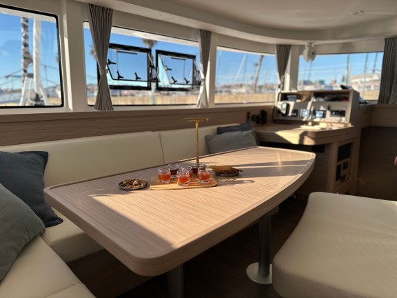 Image of Lady Aurora yacht #17