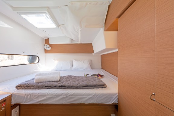 Image of Little Blue Ocean yacht #8