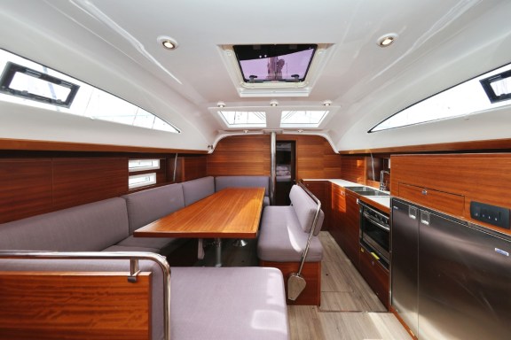 Image of Top Gun yacht #11