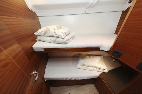 Image of Top Gun yacht #14