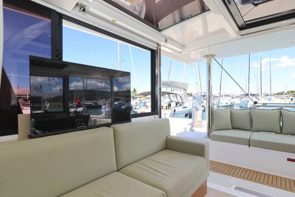 Image of #001 yacht #13