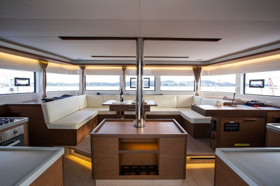 Image of Amanda of Sweden yacht #6