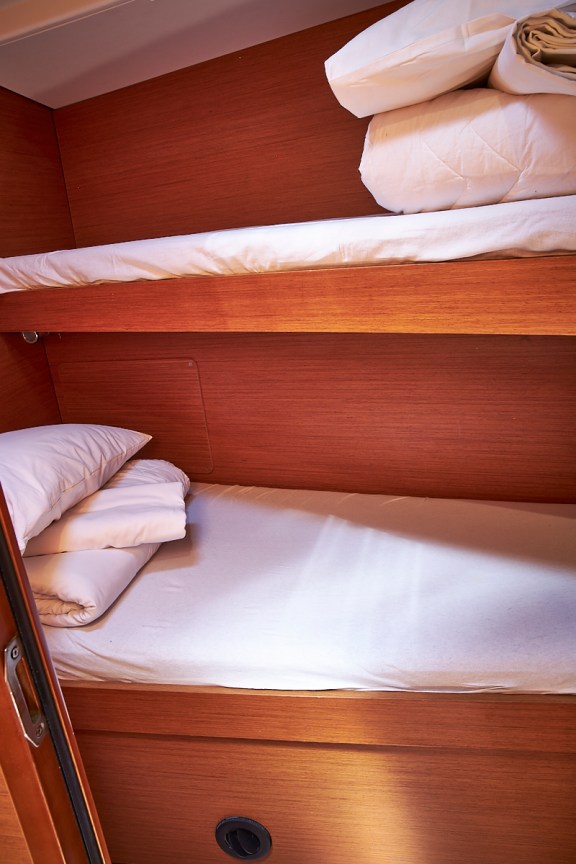 Image of Cherry yacht #15