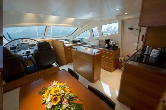 Image of July yacht #6