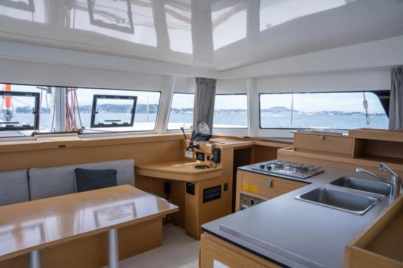 Image of Lom yacht #7