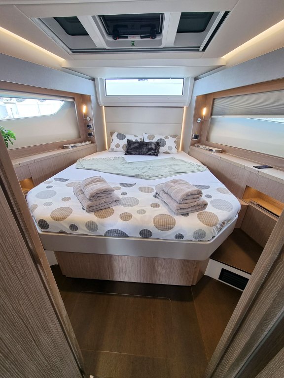 Image of Tireless yacht #29