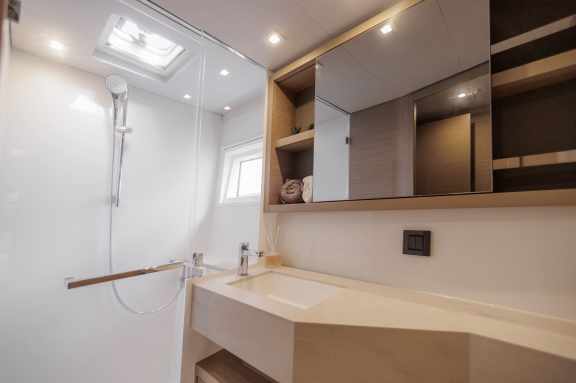 Image of Iris yacht #28