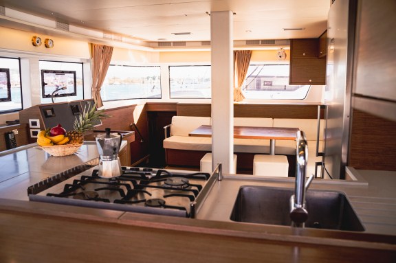 Image of Akana yacht #12