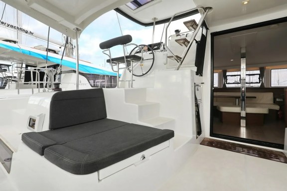 Image of Lila yacht #5