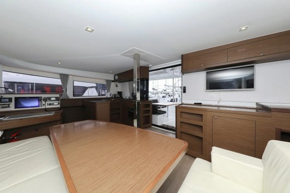 Image of Lila yacht #15