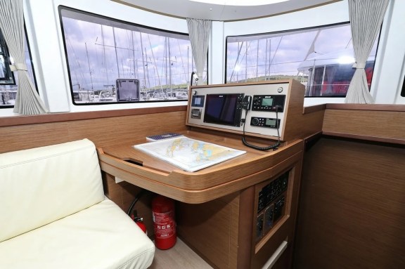 Image of Lila yacht #16