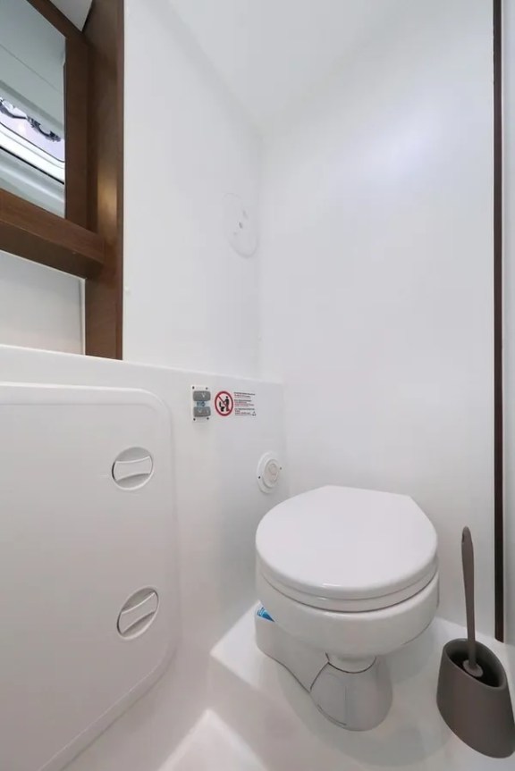 Image of Lila yacht #25