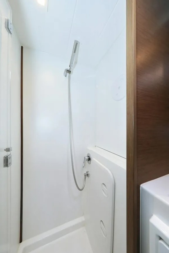 Image of Lila yacht #28