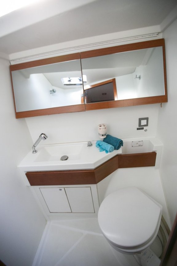 Image of Dancing Queen yacht #22