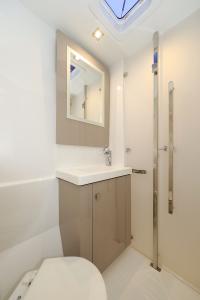 Image of Discordia yacht #23