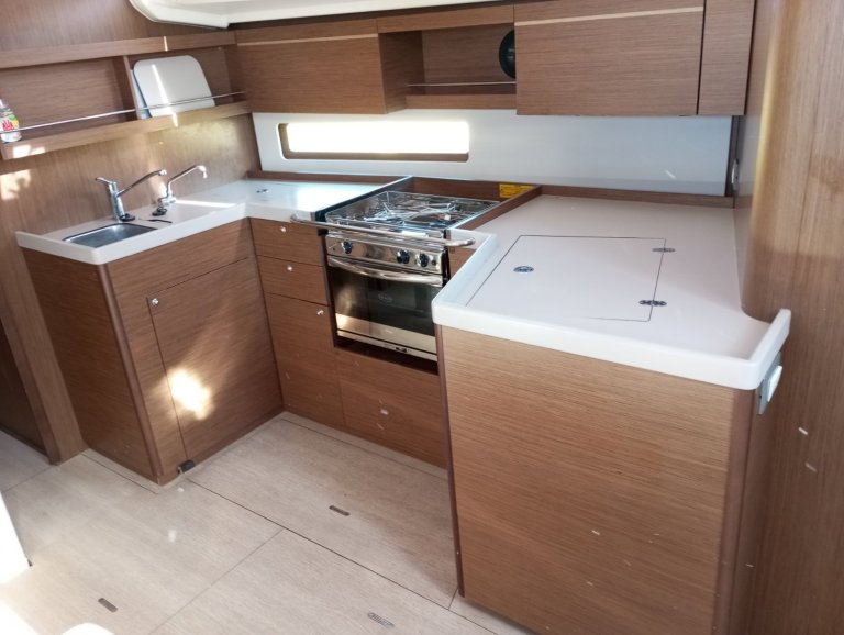 Image of Ocean Pearl yacht #4