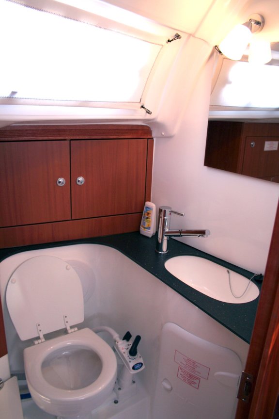 Image of MH 22 yacht #11