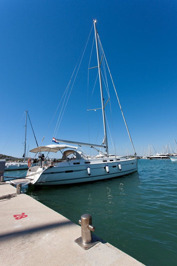 Image of MH 28 yacht #7
