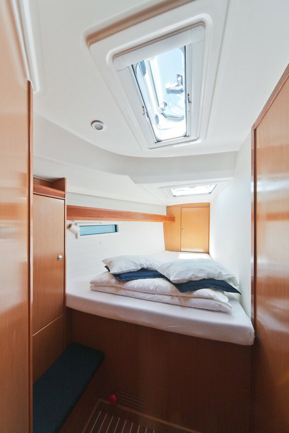 Image of MH 28 yacht #20