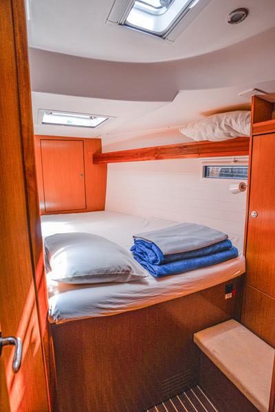 Image of Santa Maria I yacht #13