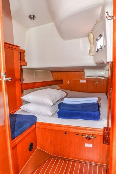 Image of Janina II yacht #11