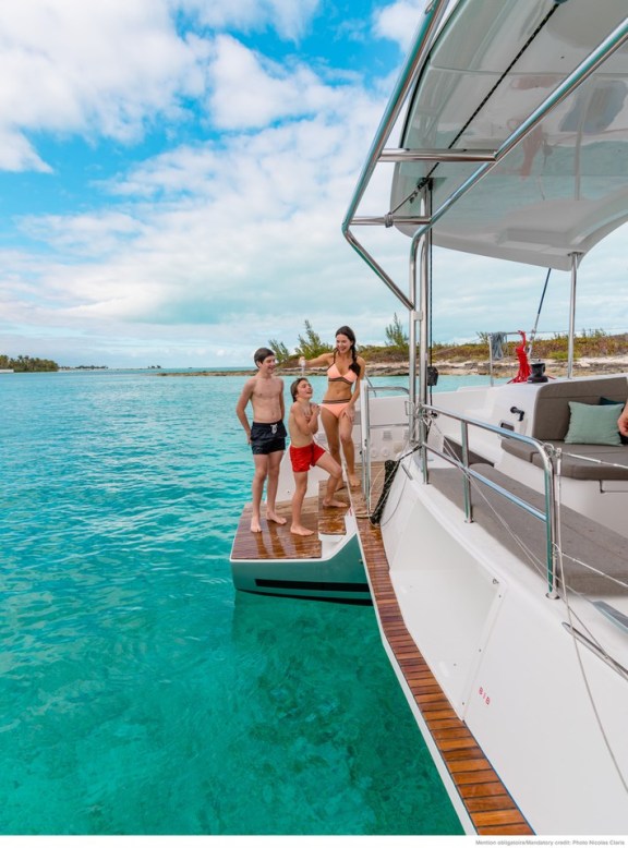 Image of Magellan Paradise II yacht #12