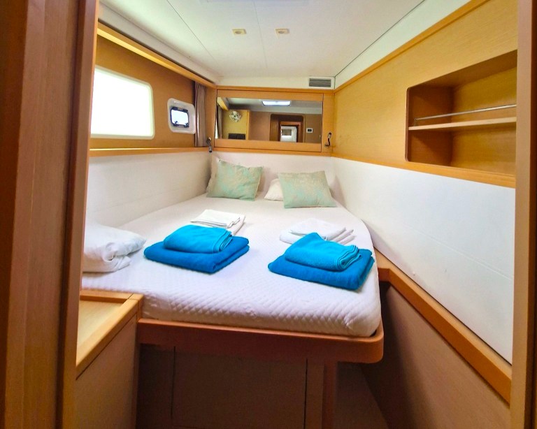 Image of EmoSEAon yacht #28